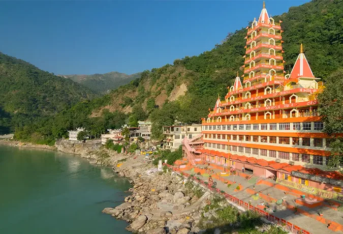 hotel in Rishikesh near river 4